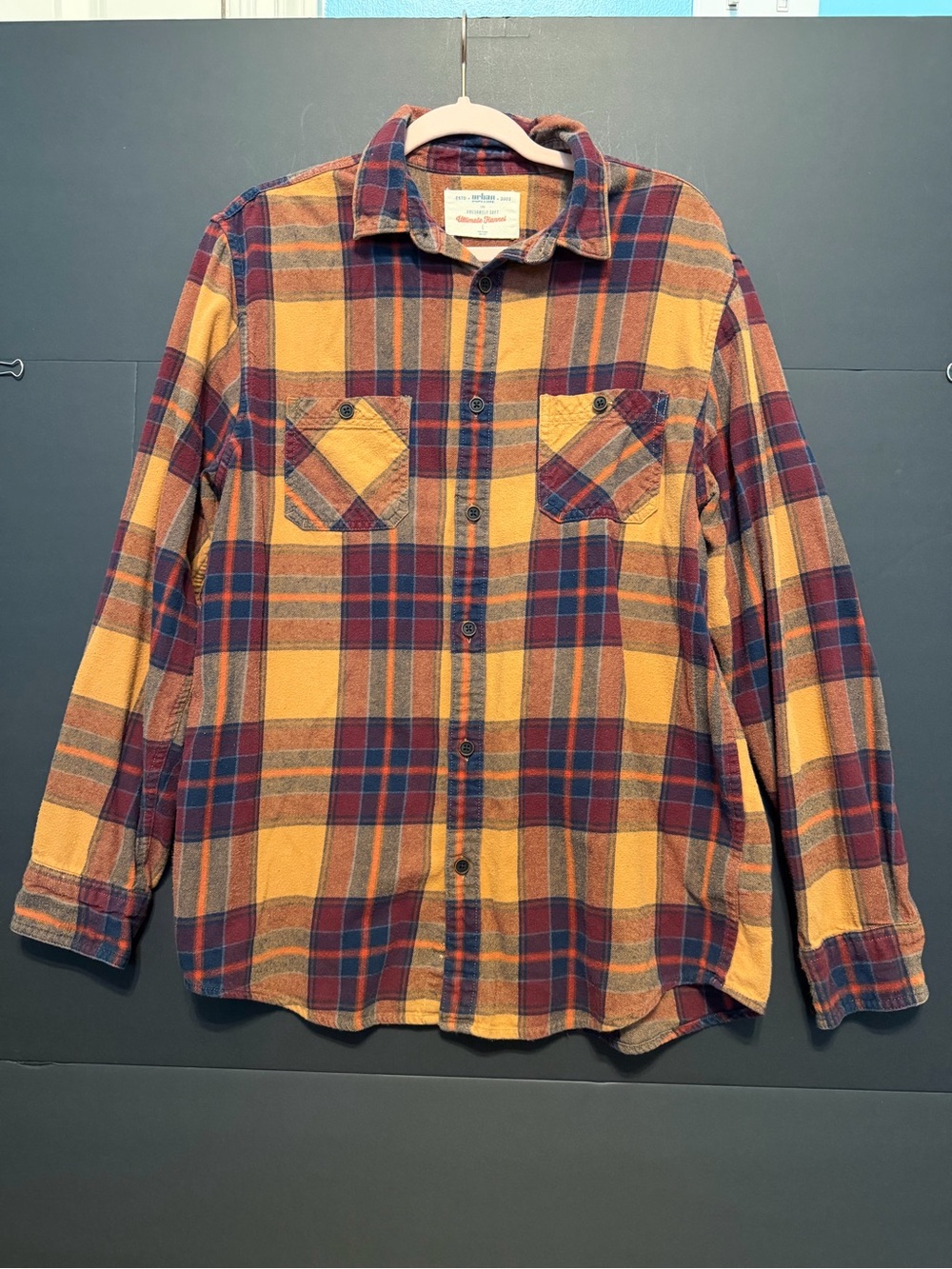 urban pipeline Men’s Plaid Button-Down Shirt in Yellow & Red